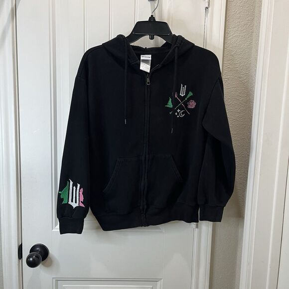 Wicked Movie Zip Up Hoodie Sweatshirt Size XS Black Embroidered Adult Musical - Picture 1 of 10